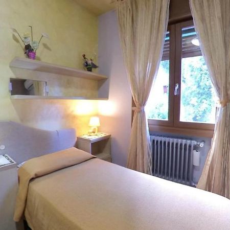 Bed and Breakfast Carpe Noctem Padova Esterno foto
